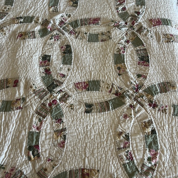 Bedding Queen Size Double Wedding Ring Quilt Poshmark